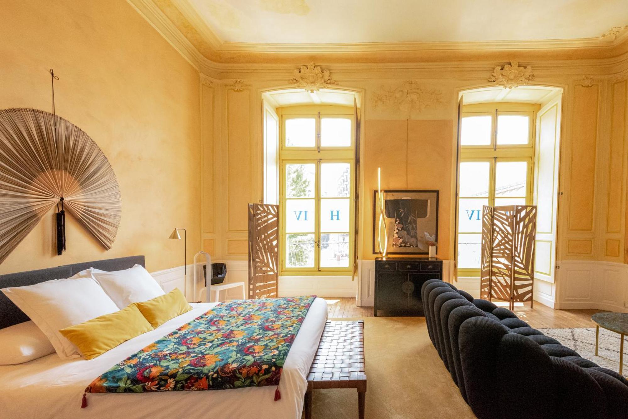 Le Henri II Hotel Льо Ман Екстериор снимка